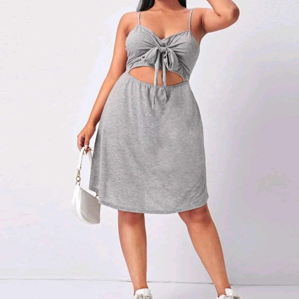 Plus size peekaboo front bowtie dress